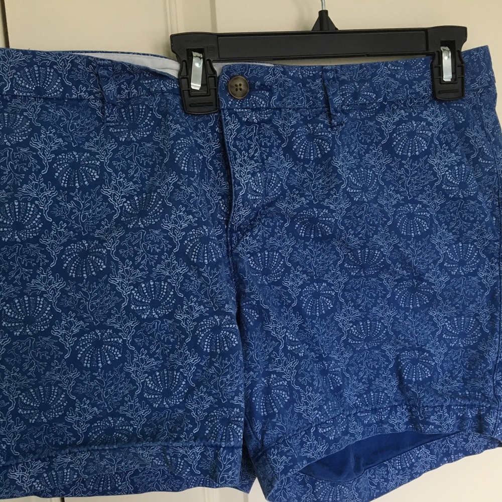 Old Navy size 10 blue ocean-patterned shorts